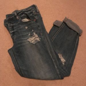 Size 8 American Eagle Tomgirl Jeans